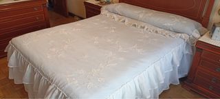 Colcha ganchillo volantes cama 135