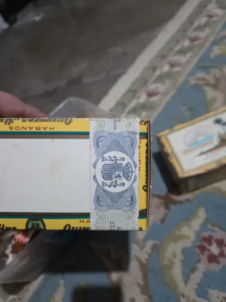 Cajas de puros vacías Quintero