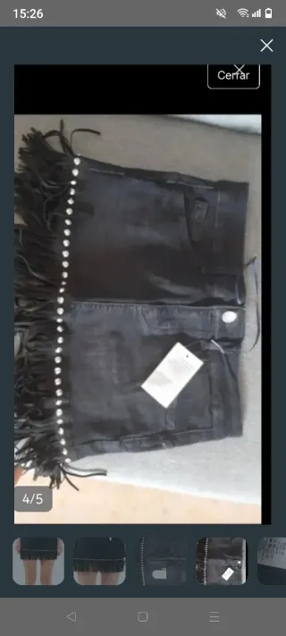 Falda Liu Jo negra con flecos y tachuelas