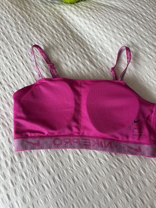 Sujetador deportivo Nike Pro rosa