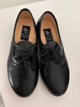 Zapatos Sylvia Cioli niño negros TALLA 28