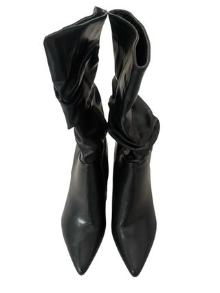 Stivaletti donna punta tacco nero