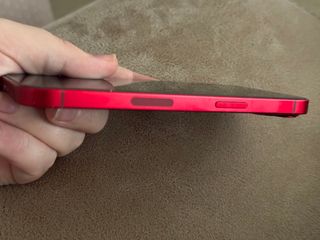 iPhone 13 Rosso - In perfette condizioni