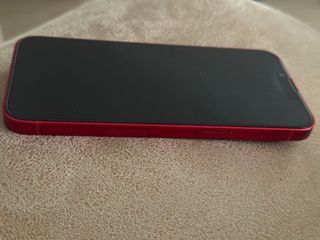 iPhone 13 Rosso - In perfette condizioni