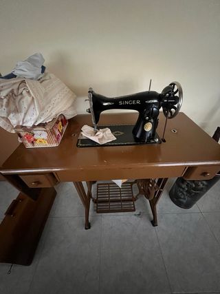 Máquina de coser SINGER vintage