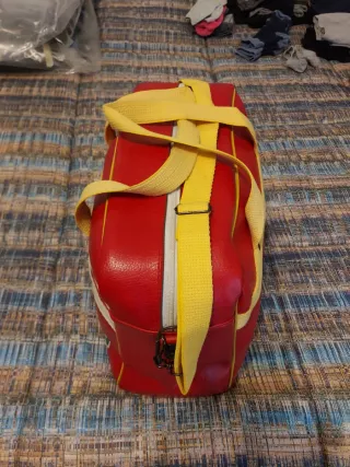 Borsone Di Michele rosso e giallo,  a tracolla