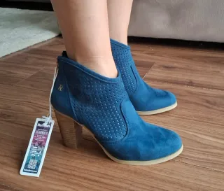 Botines Refresh Talla 39 Azul Perforados