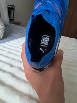 Botas Fútbol Puma Future 7 Azules Talla 38.