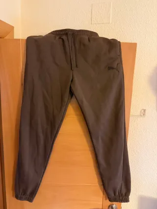 Conjunto Chándal Puma Marrón.