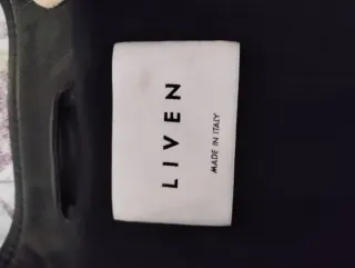 Abrigo de lujo LIVEN marca Italiana