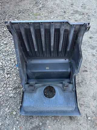 Tapa de baterías Scania