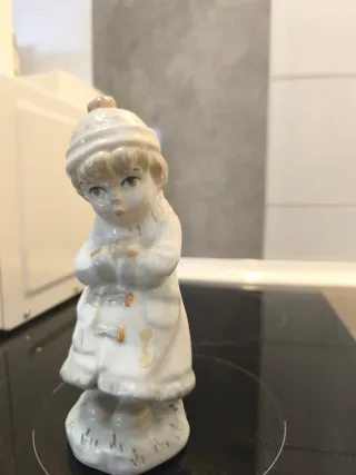 Figura Jambo porcelana pintada mano vintage