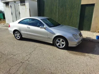 Mercedes-Benz  CLK 2003