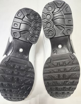 Zapatillas deportivas blancas número 40