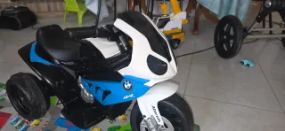 Moto Eléctrica Infantil BMW