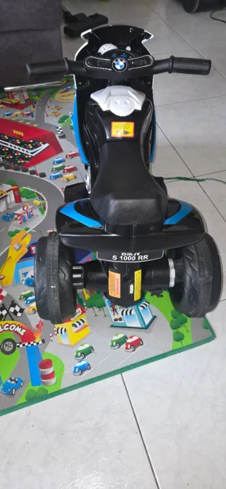 Moto Eléctrica Infantil BMW