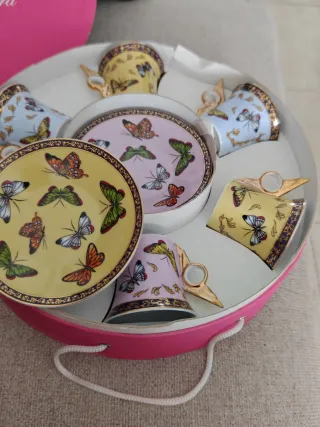 Juego de 6 tazas con platillo de porcelana