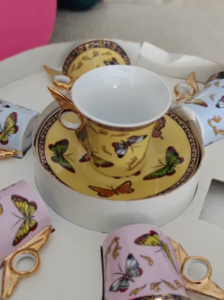 Juego de 6 tazas con platillo de porcelana