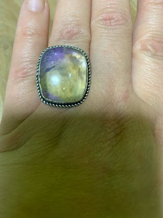 Anillo plateado de Ametrino