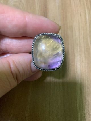 Anillo plateado de Ametrino