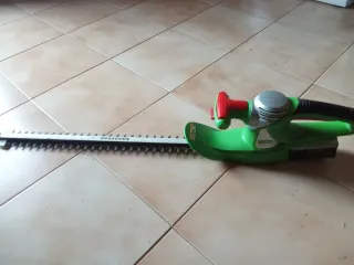 Cortasetos Eléctrico Verde