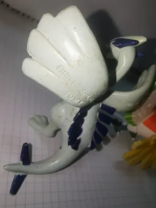 Figuras Pokémon Ho-Oh y Lugia Tomy