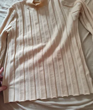Jersey de cuello alto beige