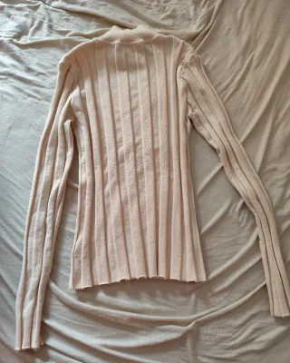 Jersey de cuello alto beige