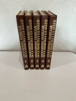 Enciclopedia Familiar de la Medicina y Salud.