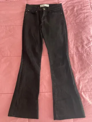 Pantalón flare negro Bershka