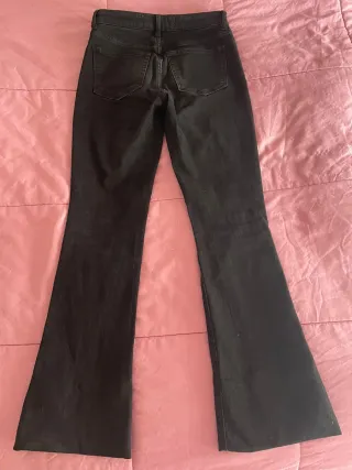 Pantalón flare negro Bershka