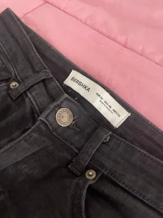 Pantalón flare negro Bershka