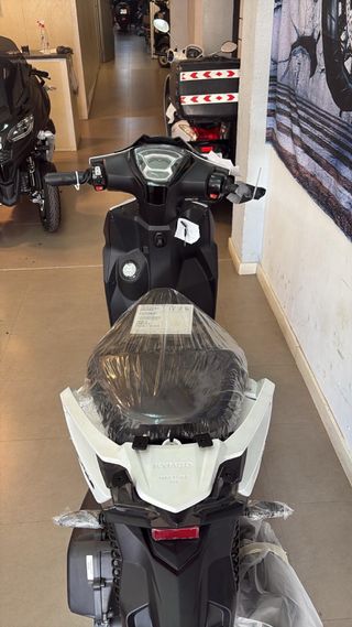 Kymco Agility City 125cc Scooter
