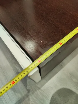 Mueble TV moderno marrón y blanco