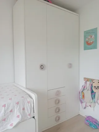 DORMITORIO INFANTIL / JUVENIL cama y armario