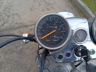 Hyosung Aquila GV 250 cc Cruiser