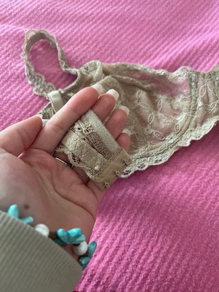 Reggiseno in pizzo Intimissimi color carne