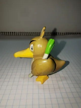 Figura Pokémon Farfetch'd Tomy