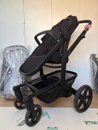 JOOLZ Day5 Passeggino + Seggiolino Nero