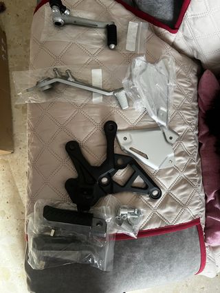 Piezas accesorios Kawasaki Z900 NUEVOS