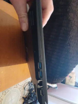 Lenovo E31 Portátil