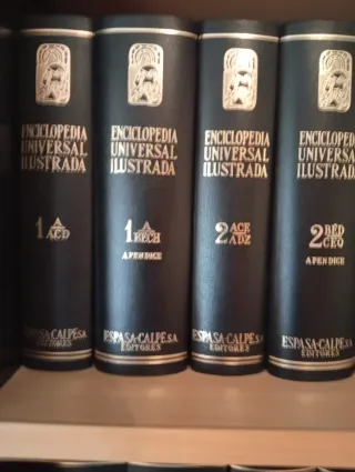 Enciclopedia y estanteria original Espasa Calpe .