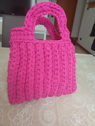 Borsa uncinetto fucsia 24x18cm
