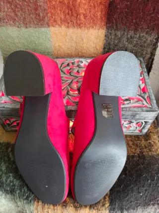 Zapatos de tacón rojos Mary Jane