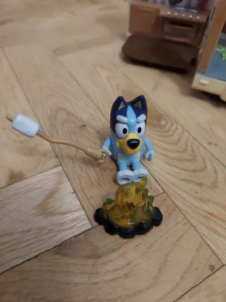 Lote Juguetes Bluey Coche y Caravana