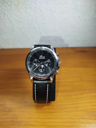 Reloj Lotus Chronograph Negro y Plateado