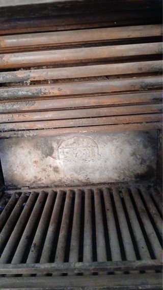 Chimenea calefactora metálica