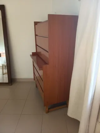 Mueble cajonera de diseño madera