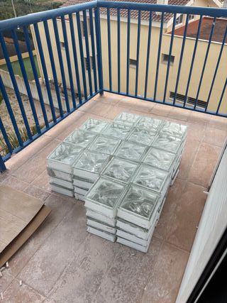 68 Bloques de Vidrio Paves