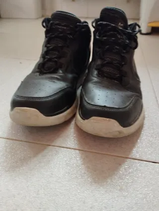 Zapatilla alta hombre Talla 43 Negra